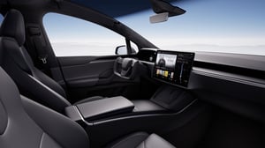 EU - Model S - Interior Yoke steeringwheel