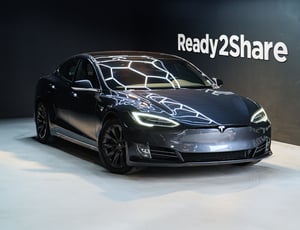 Model S 75D Gray Side lq