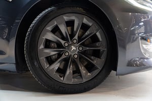 Model S 75D Gray rim